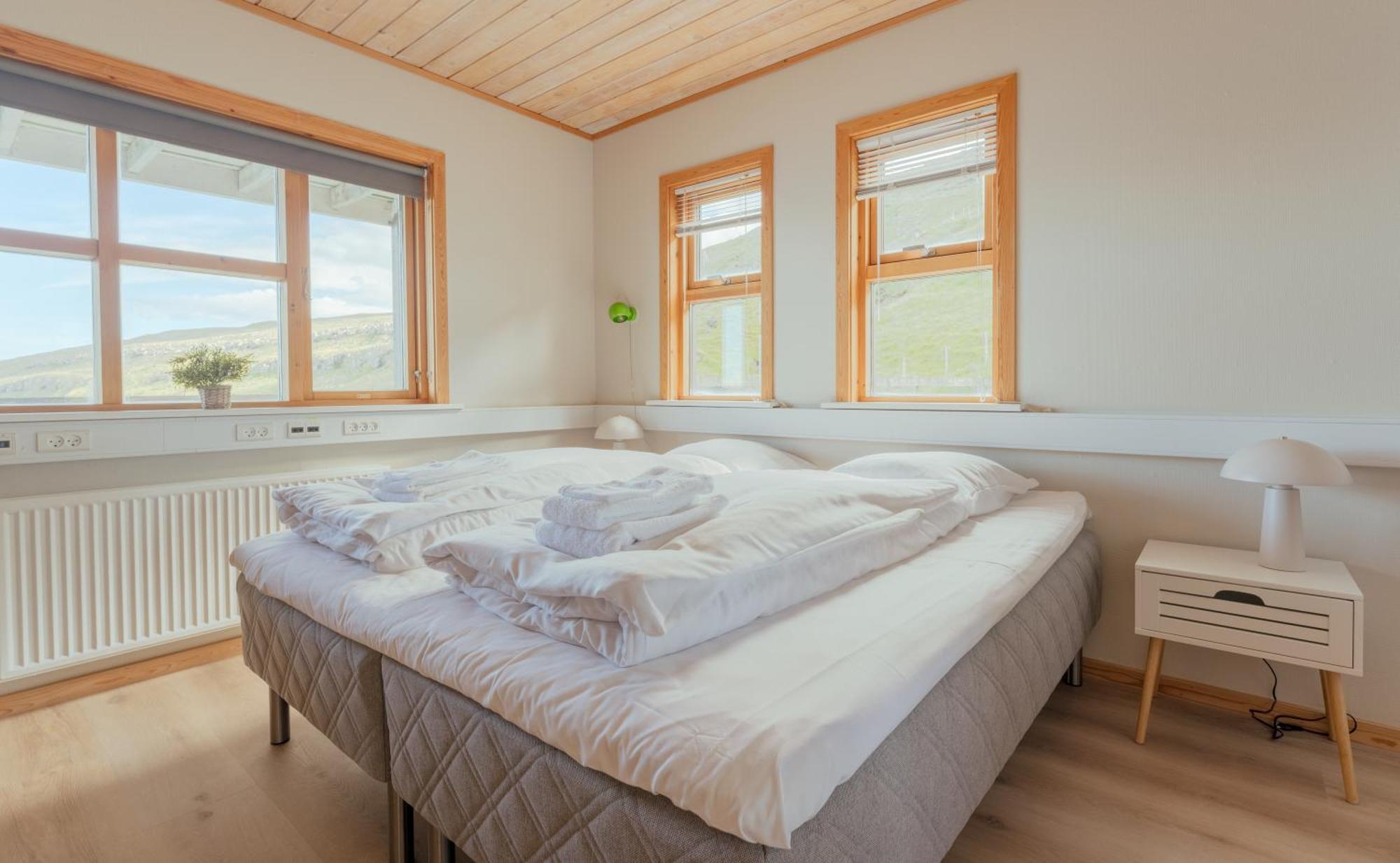 A Tromini Guesthouse Tórshavn Екстериор снимка