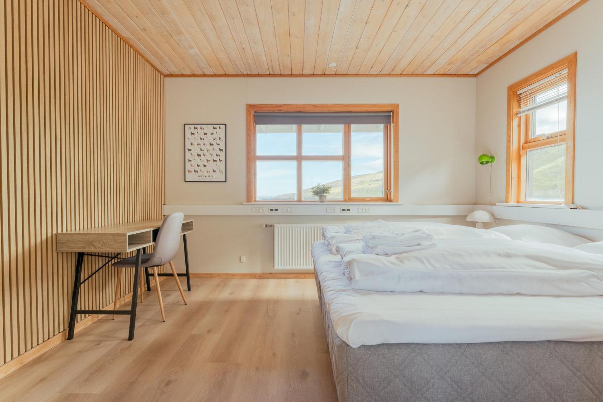 A Tromini Guesthouse Tórshavn Екстериор снимка